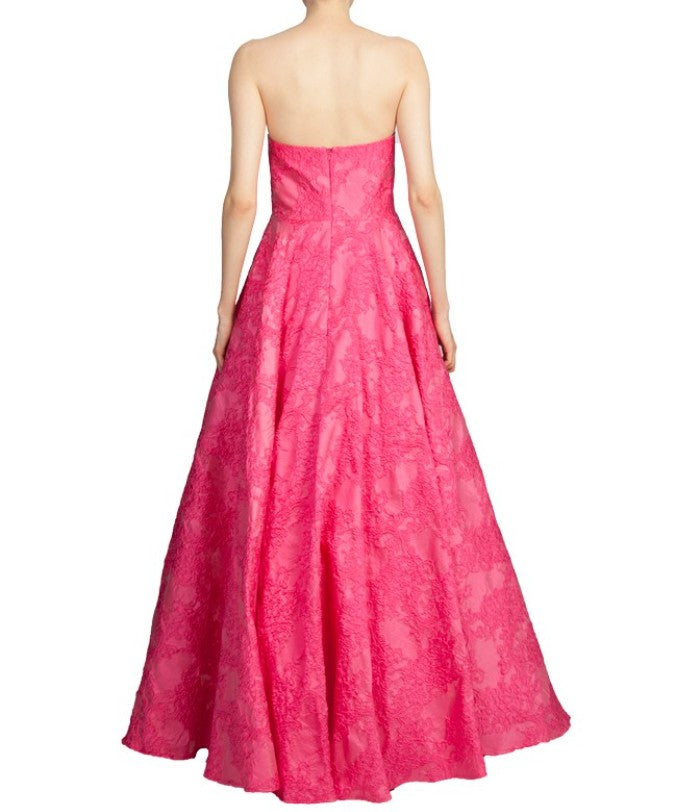 11579 Pink jacquard satin. Strapless. Princess skirt