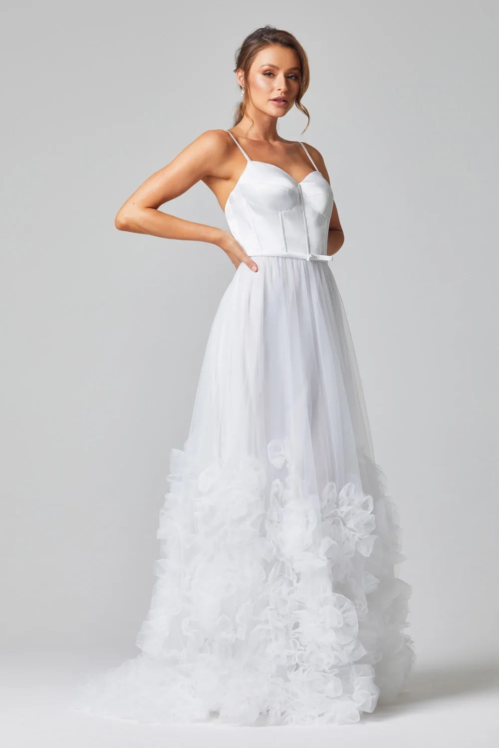 71530 Sweetheart satin bustier and feminine tulle skirt.