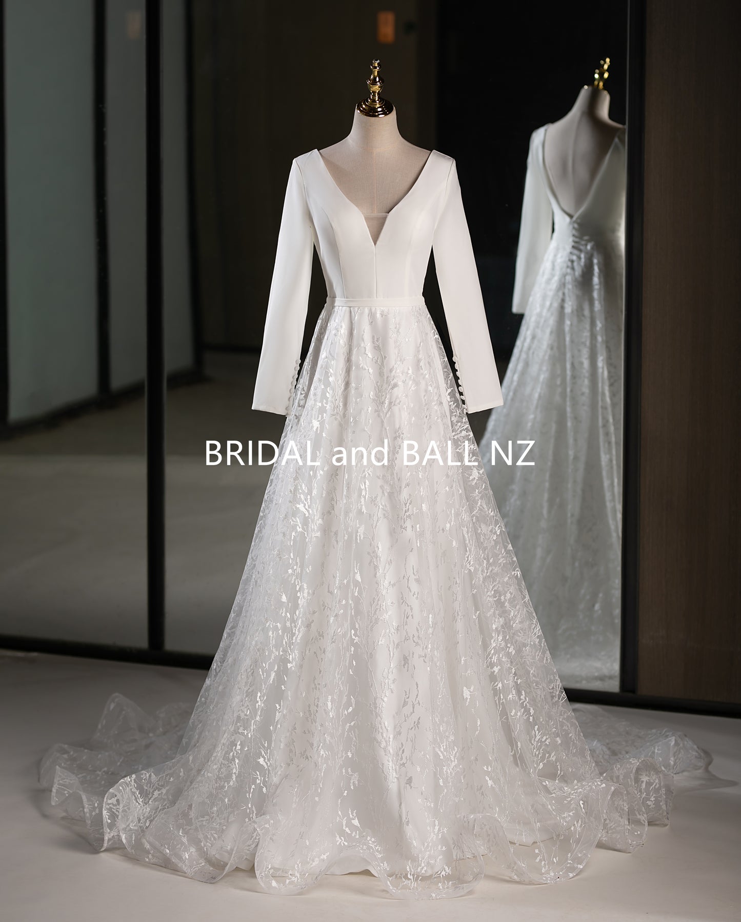 71651- Simple, elegant crepe and lace with long sleeves