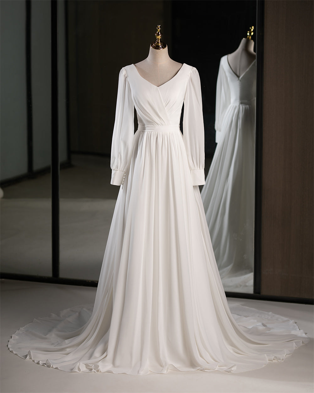 71865 V neckline, long sleeves. Soft chiffon skirt