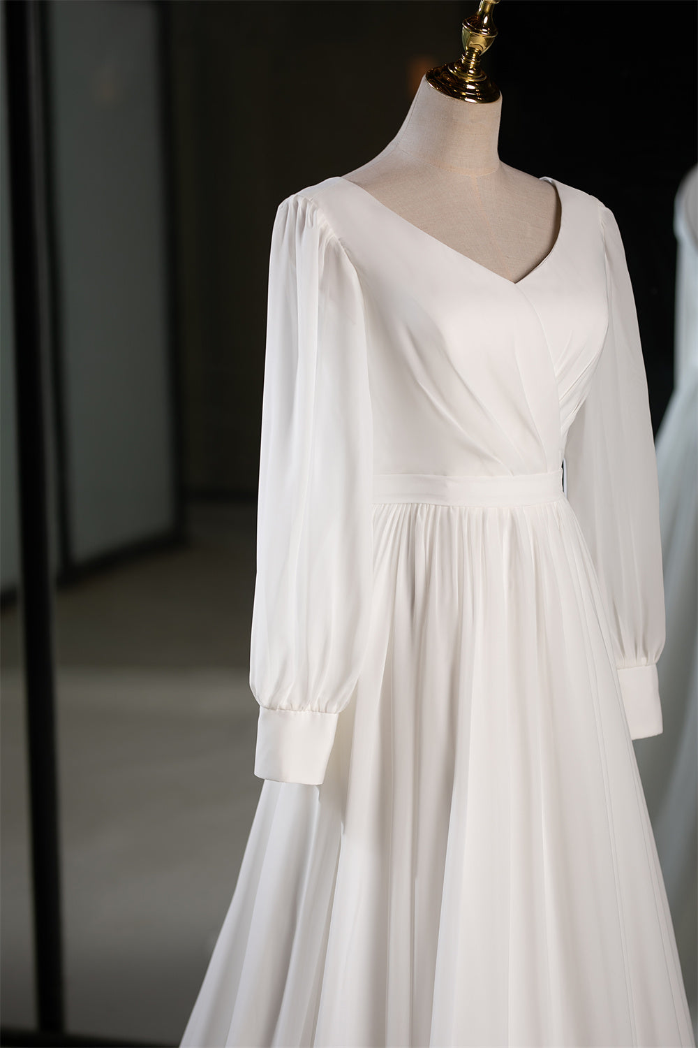 71865 V neckline, long sleeves. Soft chiffon skirt
