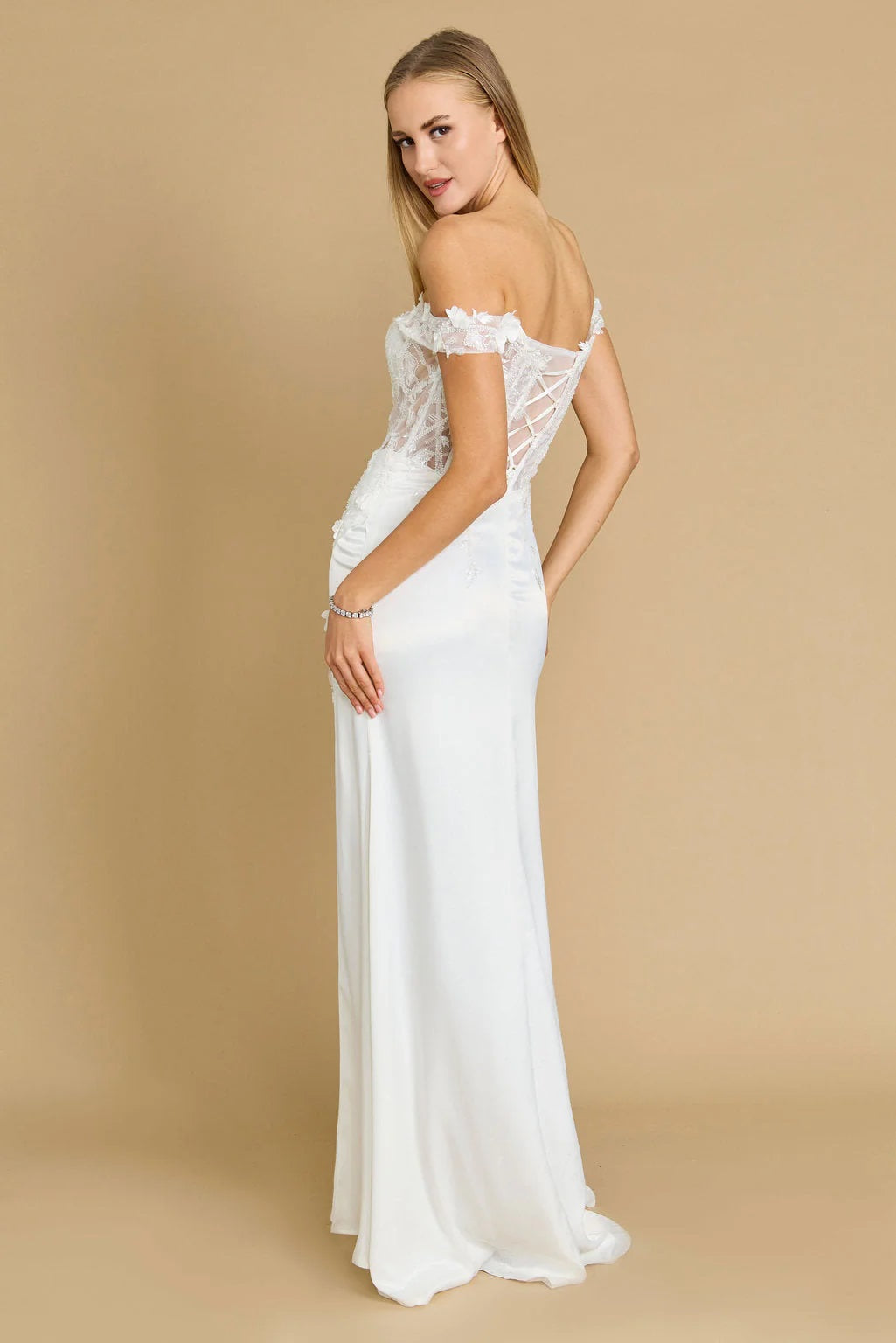 71892 ivory satin, corset, fitted, split, detailed bodice