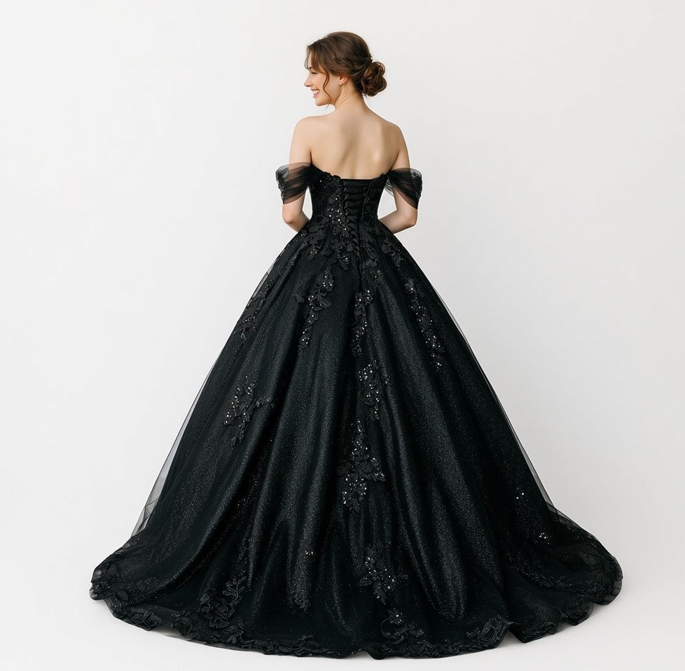 72166 Black princess, alternative wedding dress