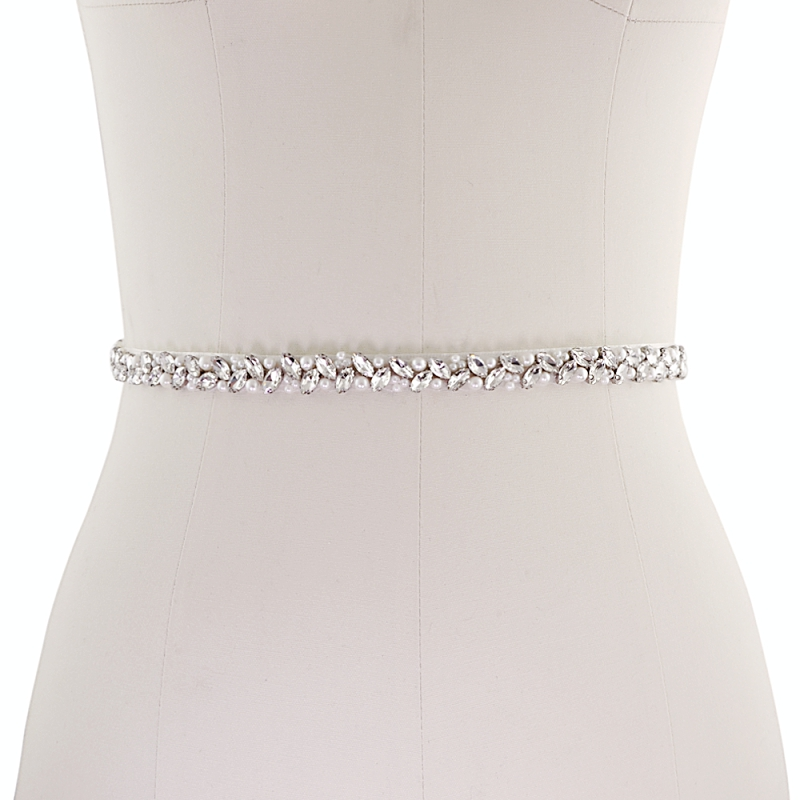 BBB20 Belt made of ivory satin ribbon with diamante and pearls.