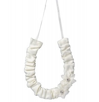 BBHS46 Satin horseshoe with small flowers. Ivory
