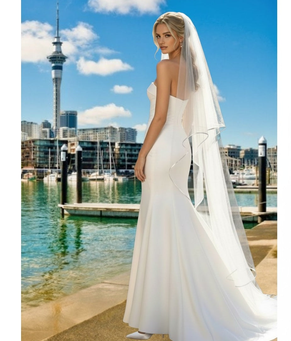 BBV180 double layer veil with satin trim. 2m