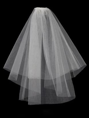 BBV62 Simple short 2 layer tulle veil. Perfect addition to most bridal gowns