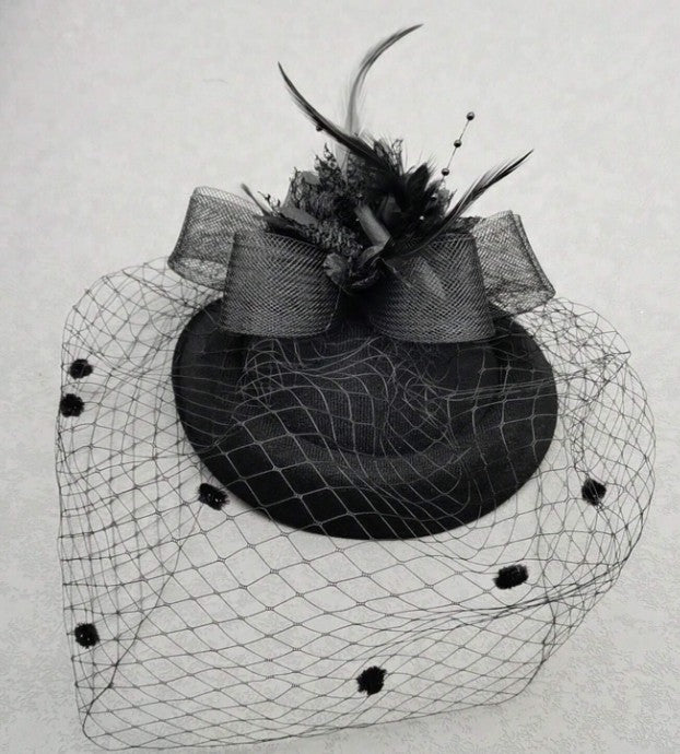 FAC1018B Classic, black fascinator with feathers and net