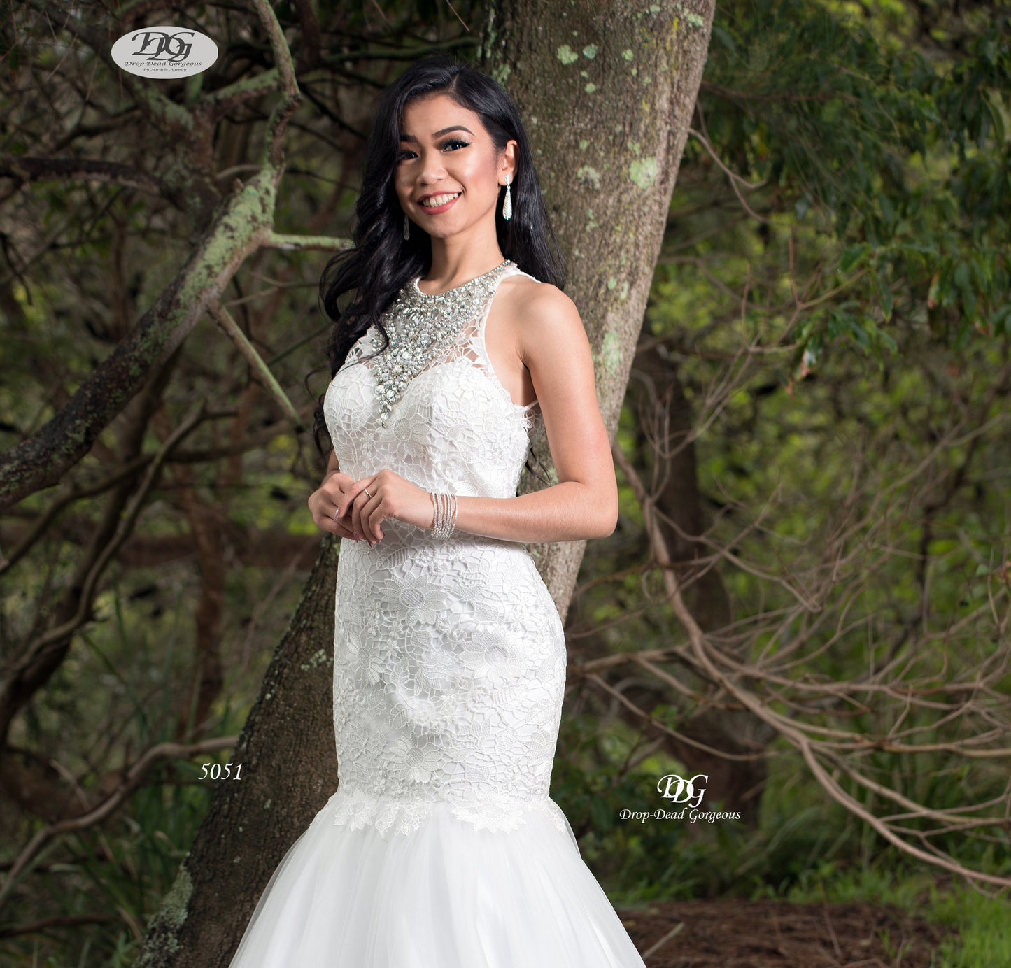 70803 / 5051. Lace and beaded mermaid with full tulle skirt.