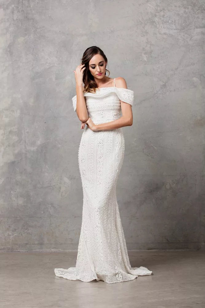 71308 - Bohemian off shoulder. Corded aztec lace