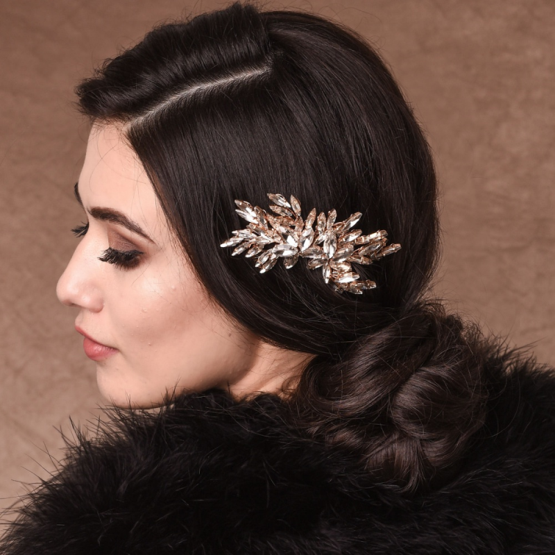 #7205 Bridal hair comb. Lightweight with clear glass crystals on a gold plated comb