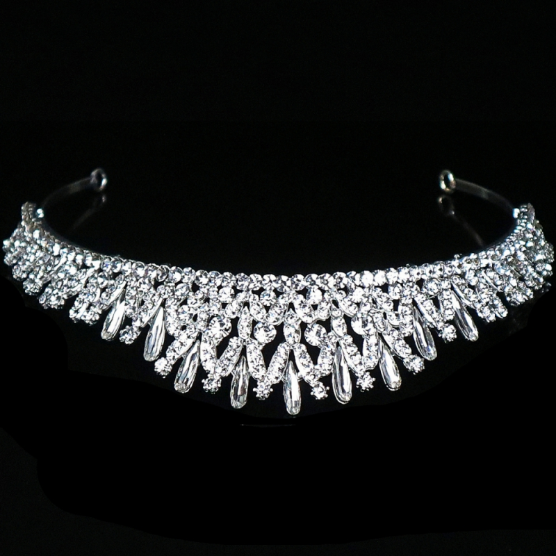 7434 Crystal treasure Tiara with Swarovski crystals.