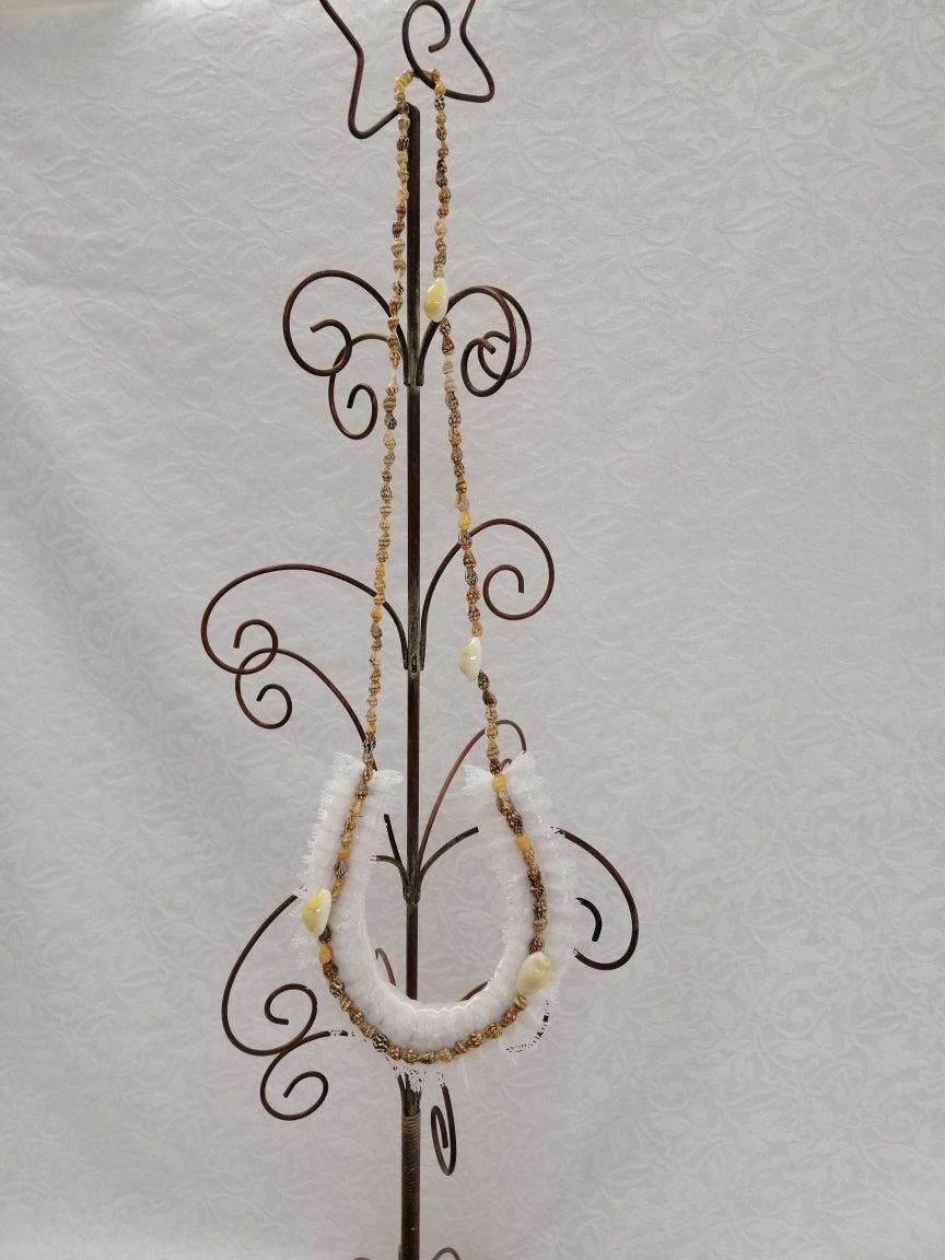 BBHS23 white satin, lace and shell bridal horse shoe. Perfect for a beach wedding.