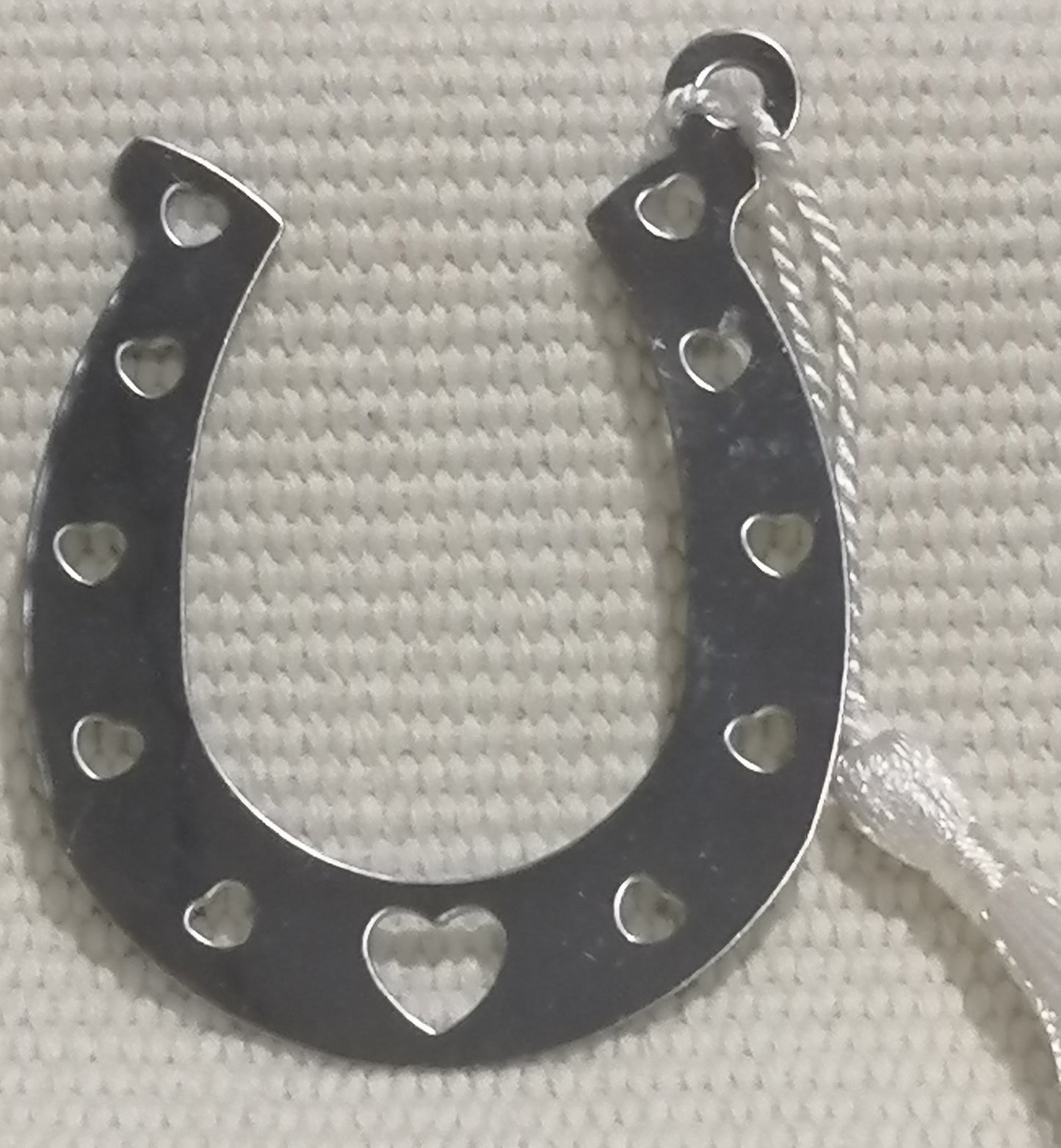 BBHS31 Delicate silver metal bridal horseshoe 6 x 8cm beautifully package