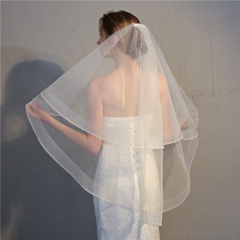 BBV30 double layer fingertip veil with horsehair trim
