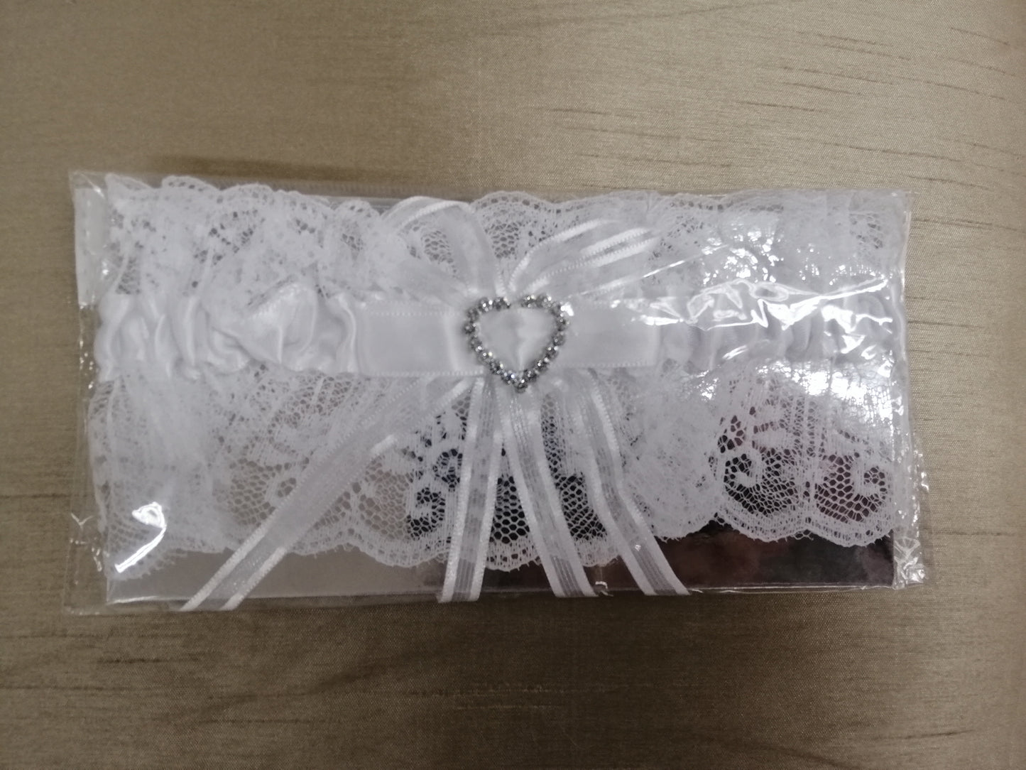 BBG7 White Lace bridal garter with silver heart detail