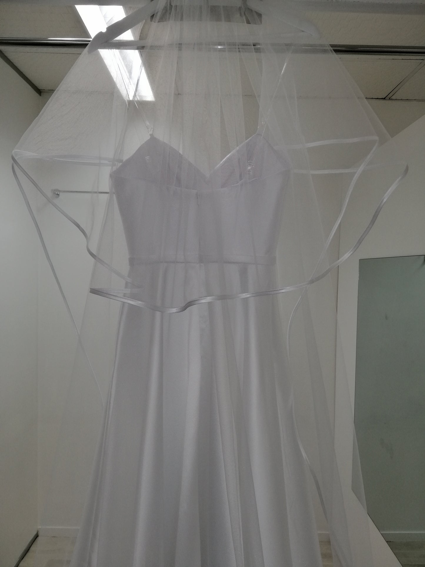 BBV17 double layer Cathedral veil with satin trim. 3m