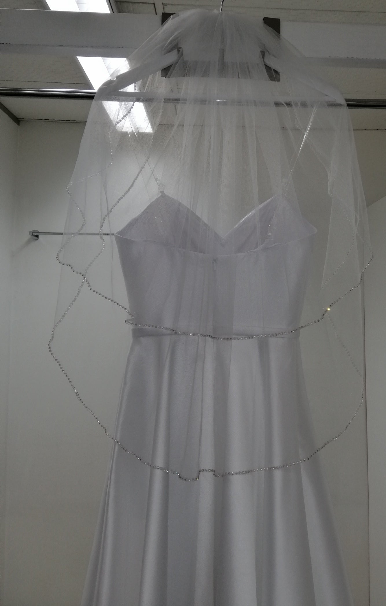 BBV23 double layer veil with rhinestone trim.