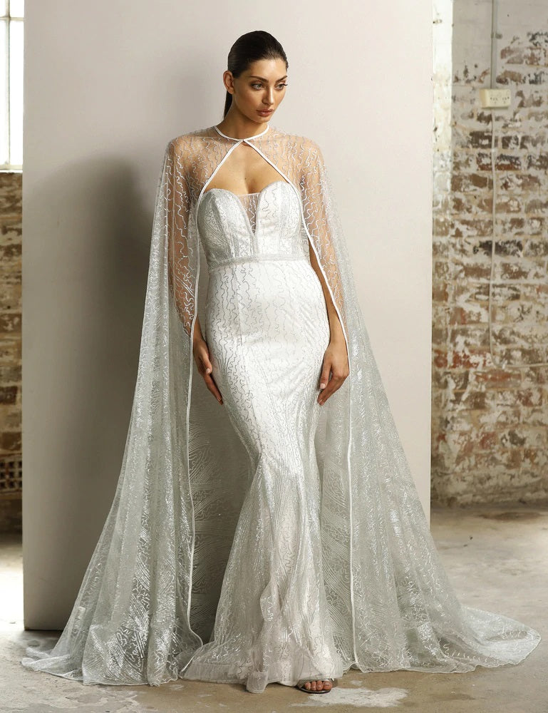 JX034 Jadore modern strapless, white and silver. size 8