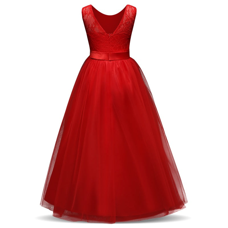 G20265. Red lace and tulle flower girl/ party dress. Age 8.