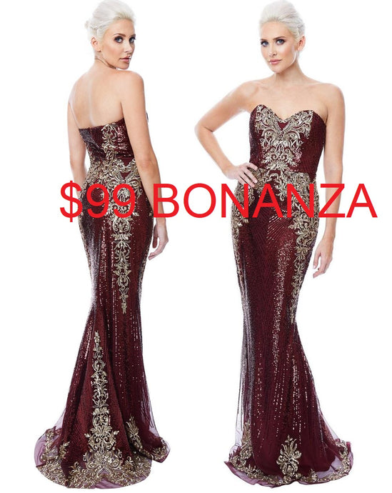 10202 Designer gown. Stunning strapless sequin evening gown size 8