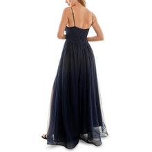 11268 Modern princess. Navy tulle A line. Size 10