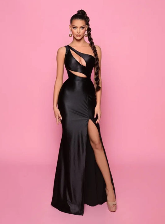 11528  Fitted. One shoulder. Split