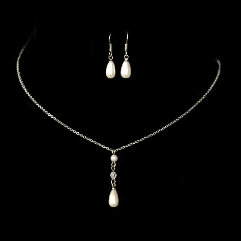 7502 ATHENA COLLECTION - Simply Chic Pearl Necklace Set