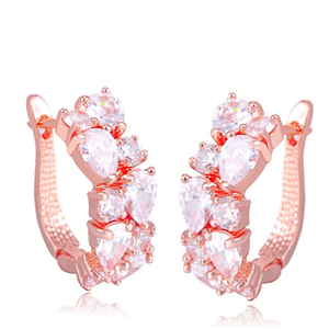 7423RG Cubic Zirconia Collection - Cluster Earrings. Rose gold.