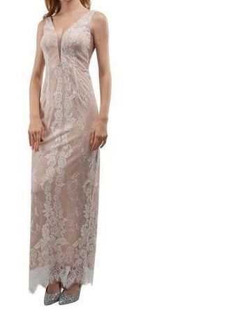 70624   V neck fit and flare lace ivory on nude.