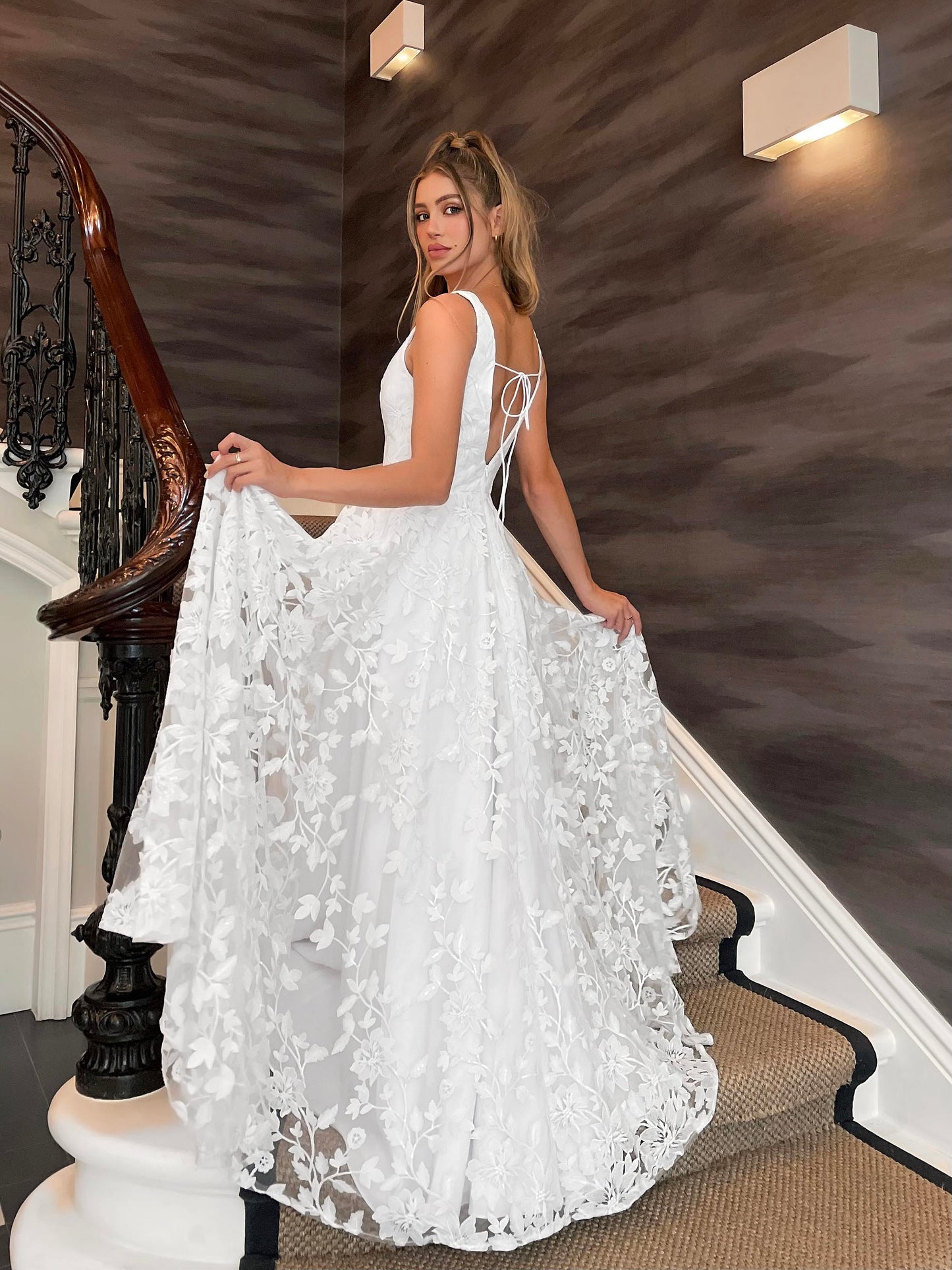 71313 Beautiful, A line princess wedding gown