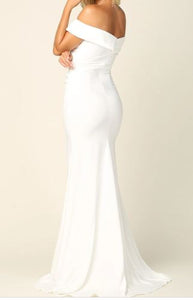 71440. Elegant, off shoulder, crepe, fitted wedding gown with split. Size 20