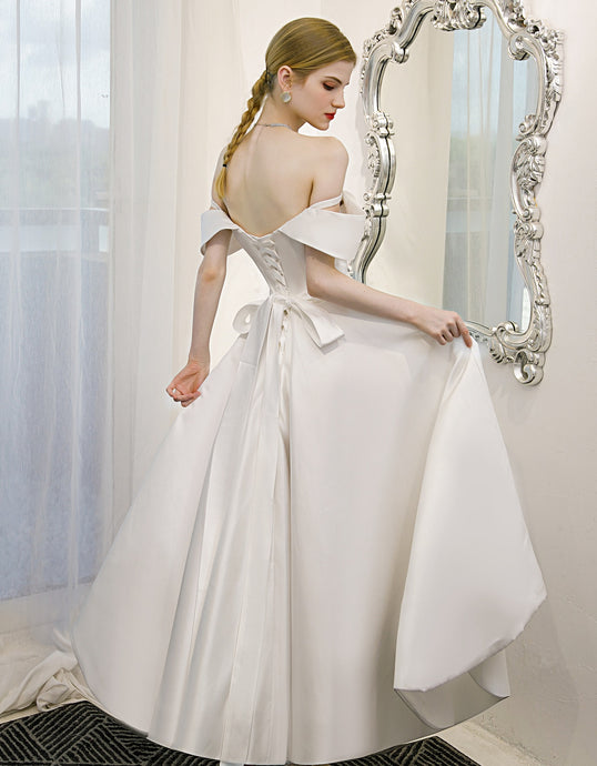 71519- elegant midi satin alternative wedding gown Size 10