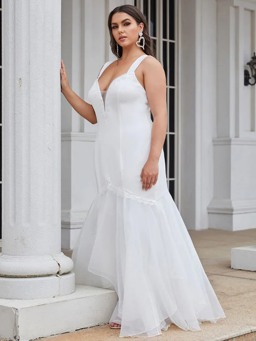 71553 Deep V neck, wide straps. Semi fitted. Soft organza. Off white. Size 24