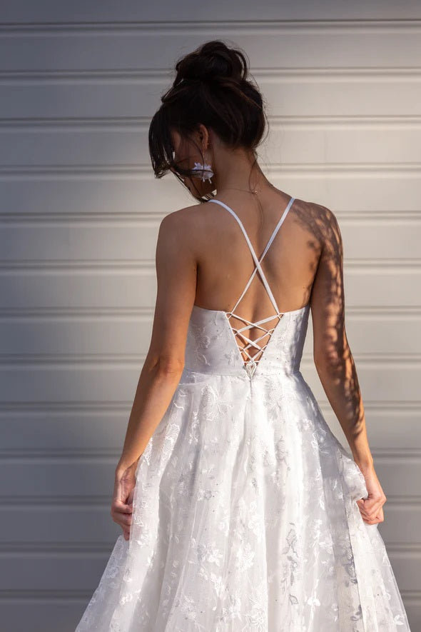 71635 - Stunning embroidered floral design on sparkle tulle