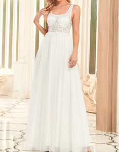 71740 Round neck A line with beaded bodice. Size 18.