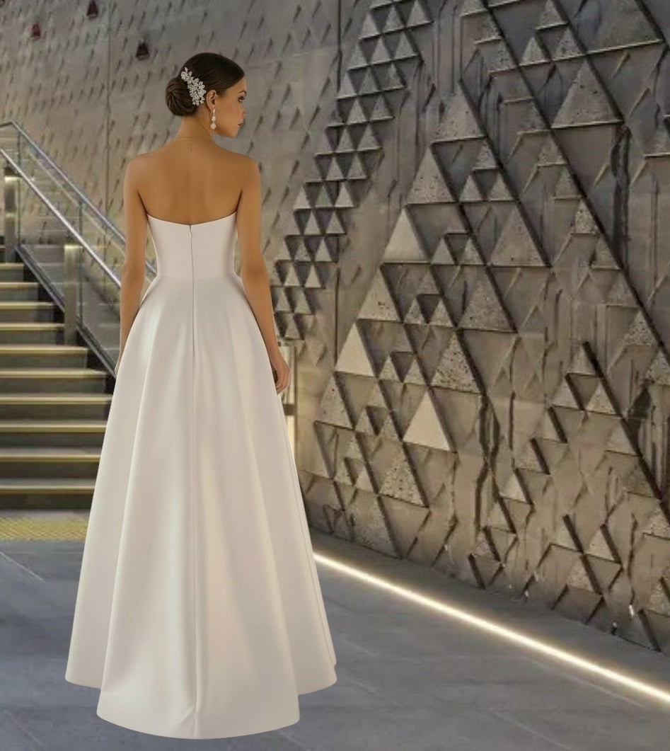 71830  Stunning strapless Mikado with cheeky pockets