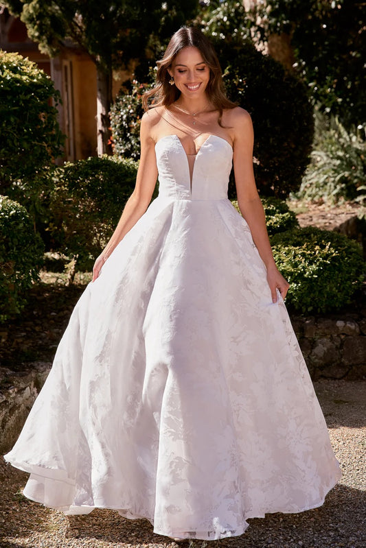 71991 Strapless. Full a line skirt, beautiful fabric.