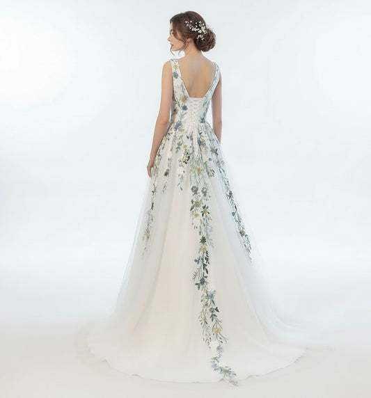 72155 Feminine bridal gown with floral detail