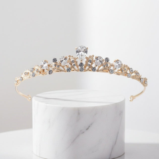 7700 CUBIC ZIRCONIA - CHIC STARLET TIARA - GOLD