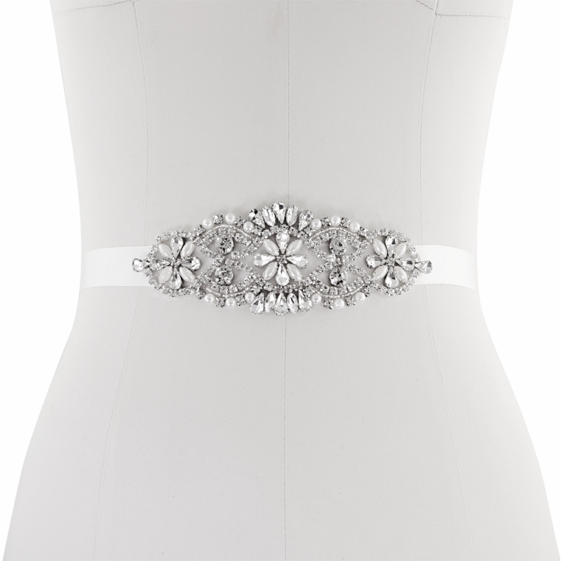 BBB16 Belt made of soft ivory satin ribbon with diamante and pearl detail