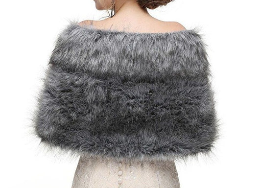 BBFFBG Faux fur. Black and grey shrug / vintage stole.