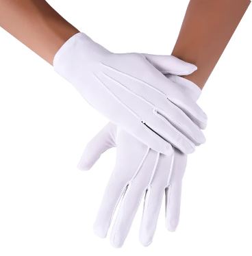 BBGV13. White satin blend gloves with ridged stitching detail.