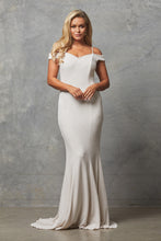 71080 Silver and beige, off shoulder fit and flare. Size 16.