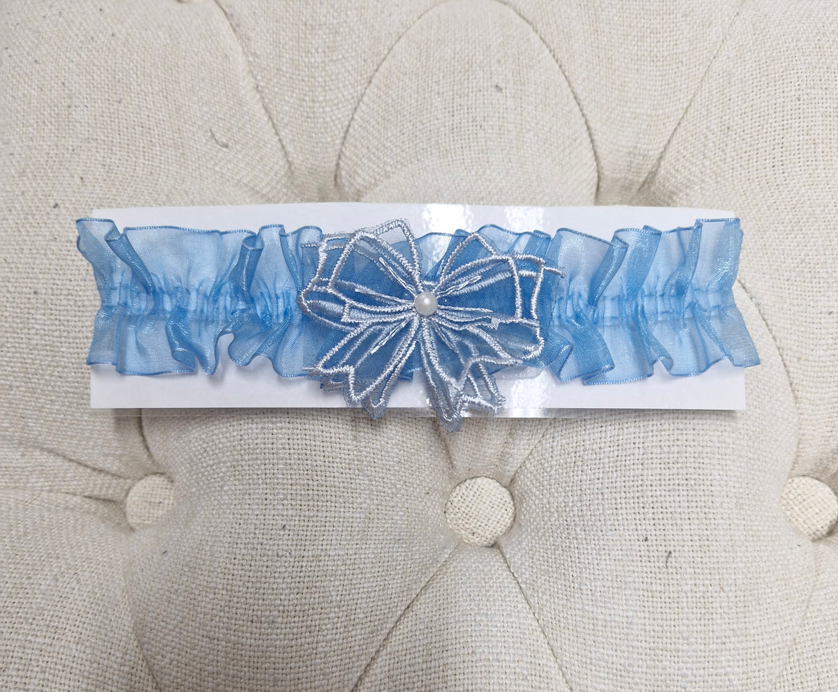 BBG30 Blue lace garter with blue bow detail and pearl.