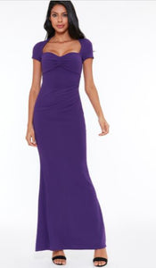 10816 Elegant purple fitted maxi. Size 8 and 12