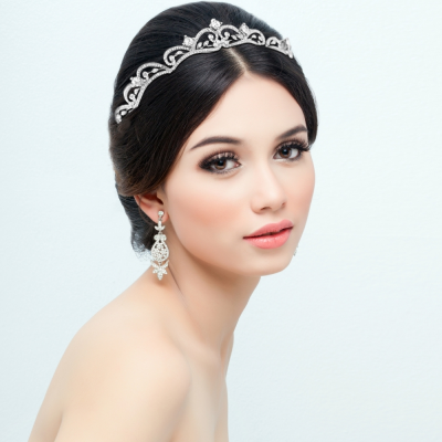 7435 Eternally crystal silver tiara.