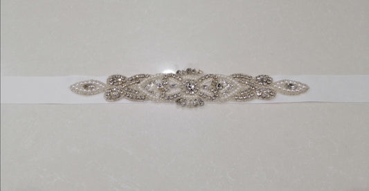 BBB1 Belt made of slightly off white semi textured ribbon with 28cm beaded detail