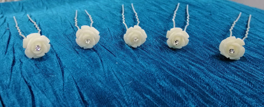 BBHP3 flower hair pin with diamante centre 5 for 10$